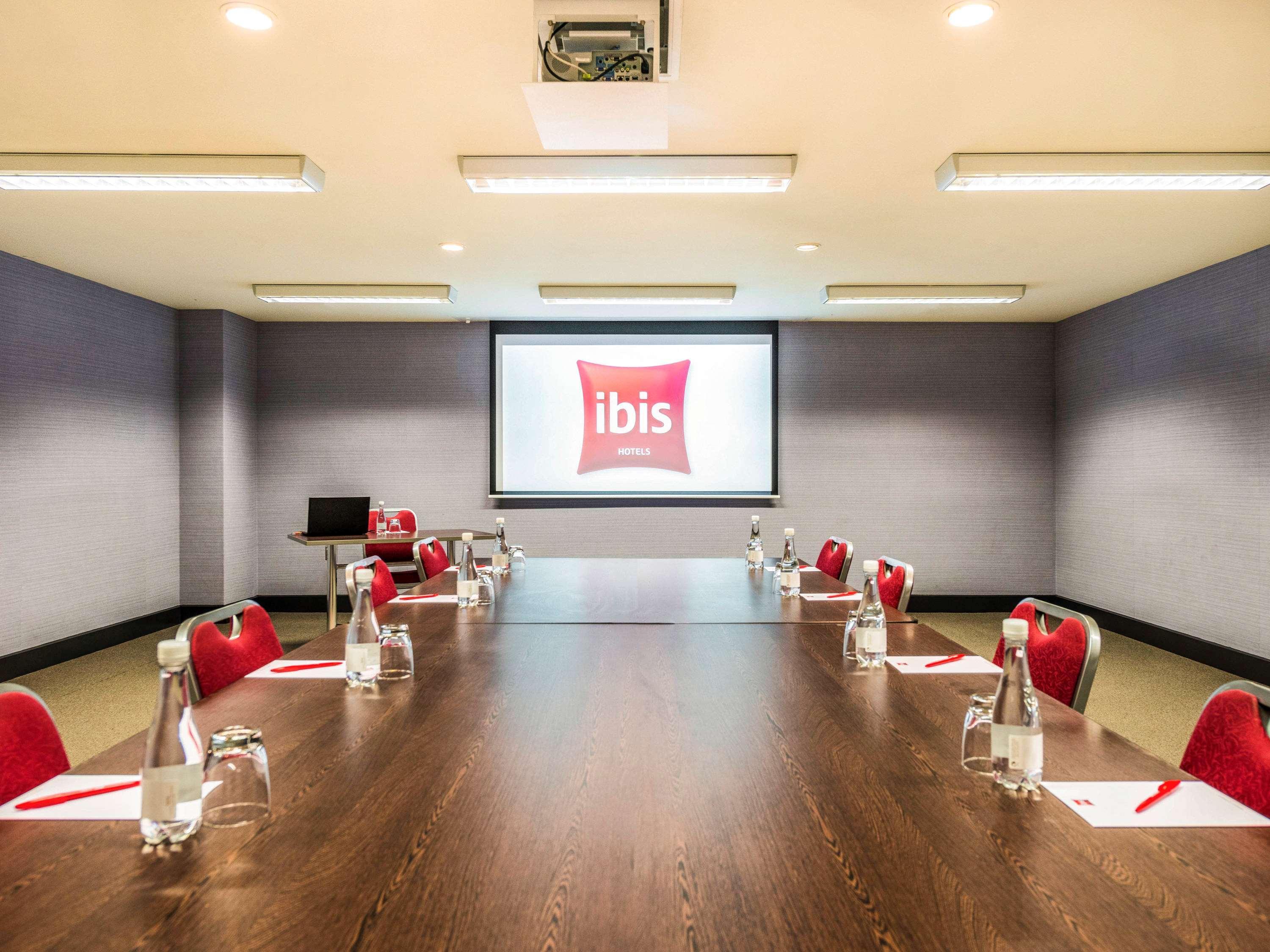 Ibis Christchurch Exterior foto